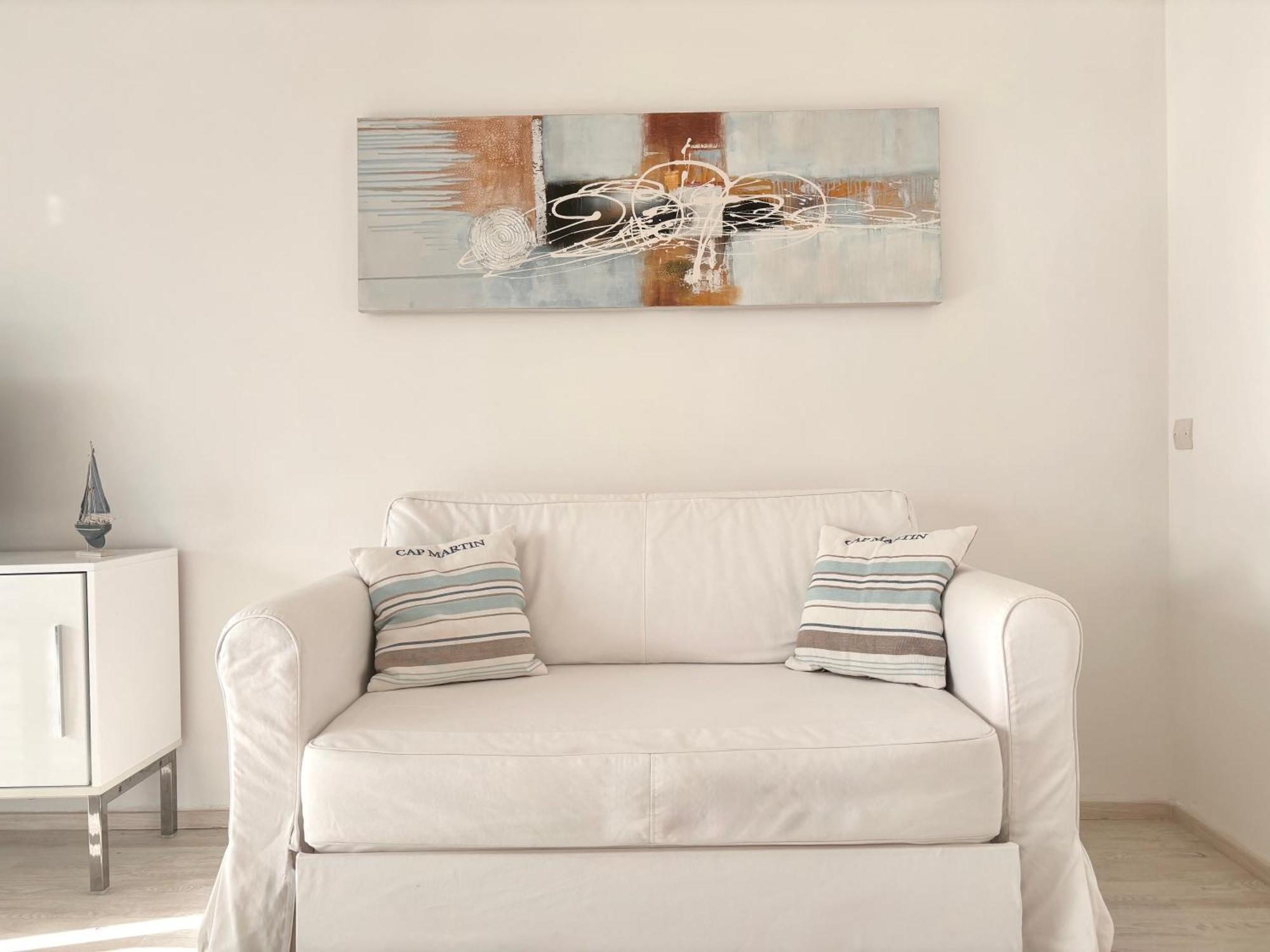French Riviera Apartment With Swimming Pool And Free Parking Near Monaco 로퀴에브륀캡마르탱 외부 사진
